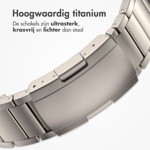 Accezz Mat Titanium bandje voor de Apple Watch Series 1-9 / SE - 38/40/41 mm / Series 10 - 42 mm - Titanium