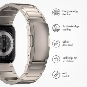 Accezz Mat Titanium bandje voor de Apple Watch Series 1-9 / SE - 38/40/41 mm / Series 10 - 42 mm - Titanium