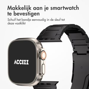 Accezz Mat Titanium bandje voor de Apple Watch Series 1-10 / SE / Ultra (2) - 42/44/45/46/49 mm - Zwart