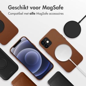 Accezz MagSafe Leather Backcover iPhone 12 (Pro) - Sienna Brown