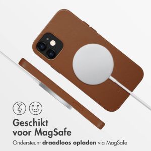 Accezz MagSafe Leather Backcover iPhone 12 (Pro) - Sienna Brown