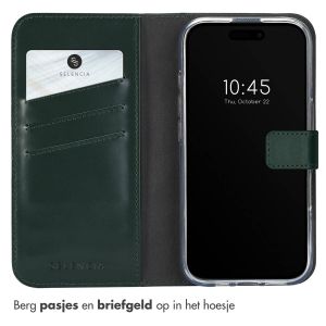 Selencia Echt Lederen Bookcase iPhone 16 - Groen